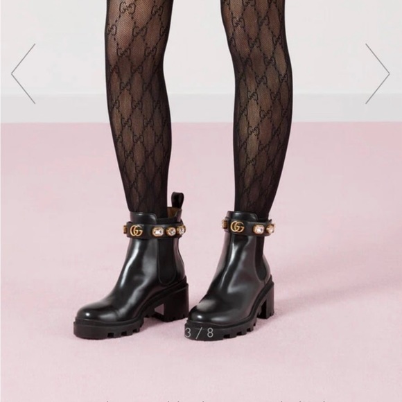 Gucci black leather boots with jewels - Picture 3 of 11